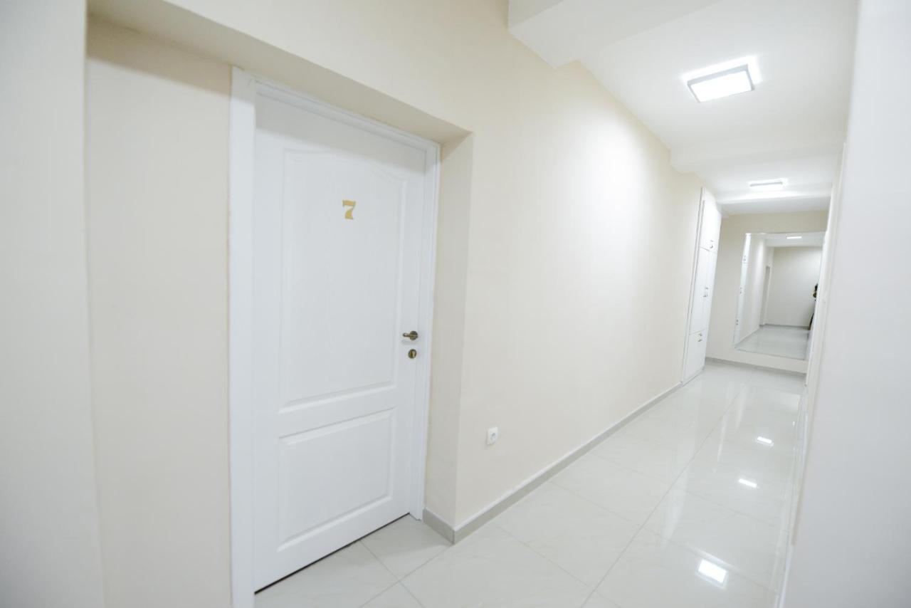 Mother Teresa Apartment สโกเปีย ภายนอก รูปภาพ